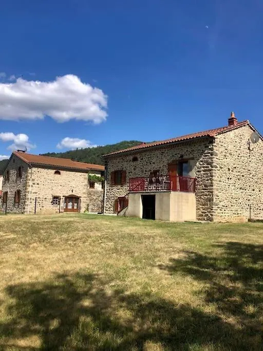 Gite Les Voutes Du Chambon Blassac Holiday home