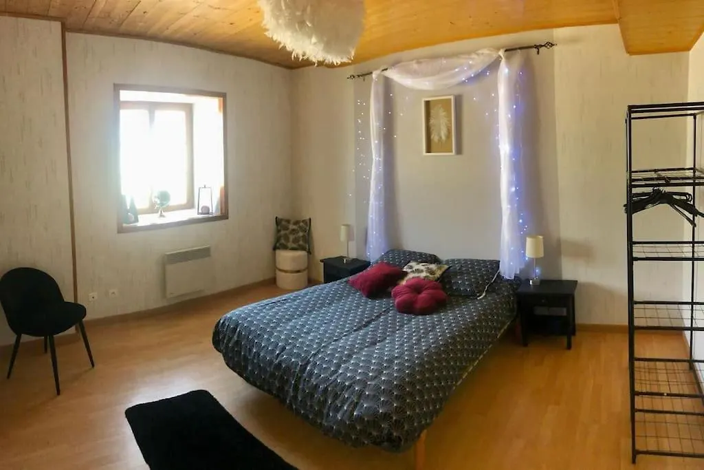 Prázdninový dům Gite Les Voutes Du Chambon Blassac